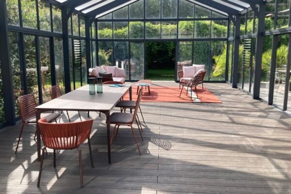 PAVIMENTO DECKING WPC SKEMA