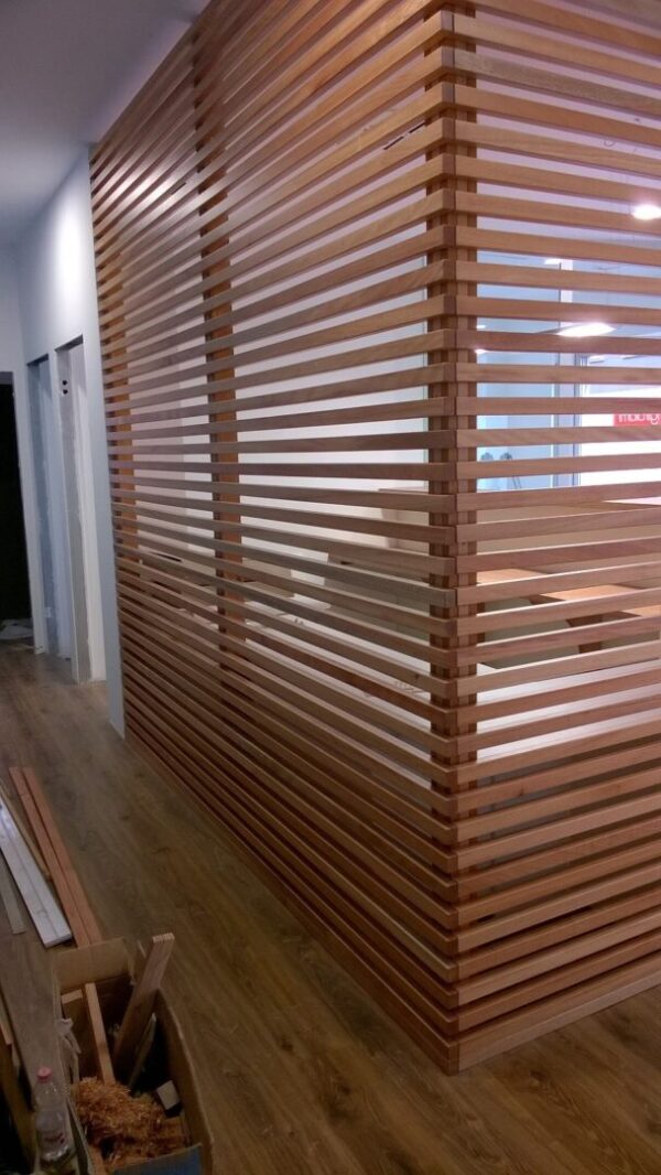 WP_20150901_007-GIRATOdamodificare-002 DOGHE IN LEGNO MASSELLO PER RIVESTIMENTO