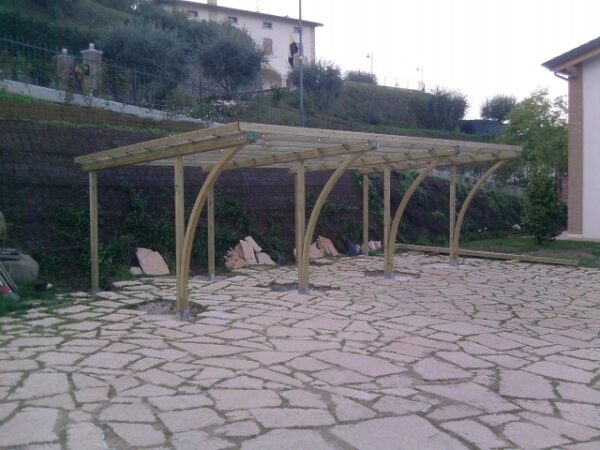 CARPORT PER AUTO