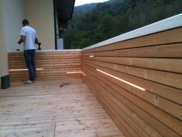 con-rombo RIVESTIMENTO PARETE IN LEGNO DI LARICE