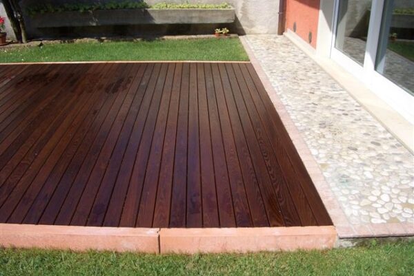 PAVIMENTO WPC DECKING