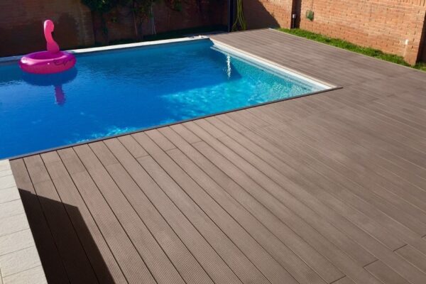 PAVIMENTO DECKING WPC SKEMA