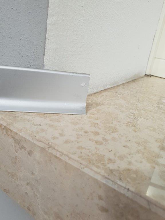 BATTISCOPA ALLUMINIO NATURALE