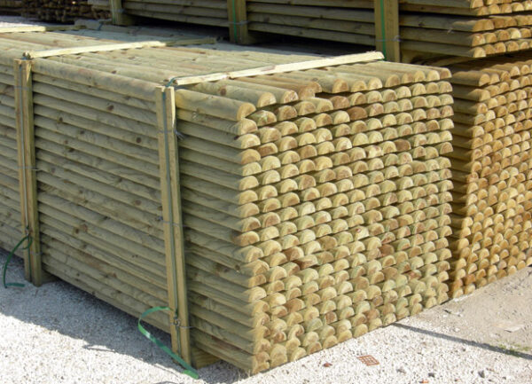 PALI PER GIARDINAGGIO